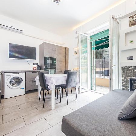 Due Passi Dal Mare Apartment Genoa Luaran gambar