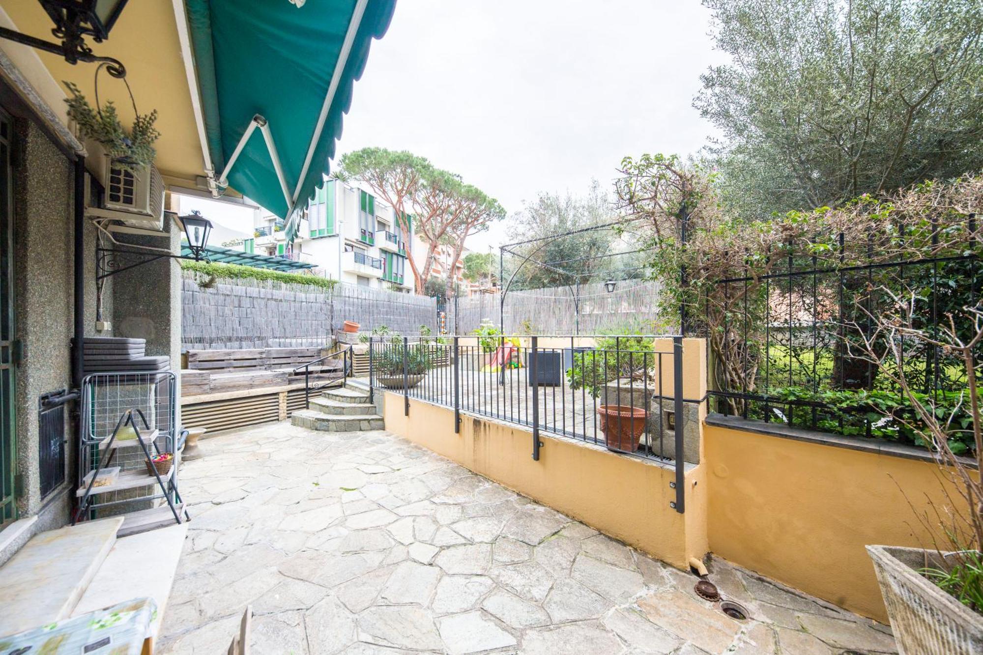 Due Passi Dal Mare Apartment Genoa Luaran gambar